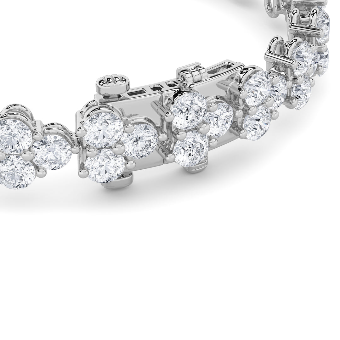 13Cttw Round Shaped Lab Grown Diamond (F/VS) Cluster Bracelet in 14K Gold