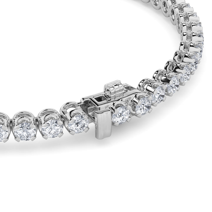 8Cttw Round Shaped Lab Grown Diamond (F/VS)  Bracelet in 14K Gold