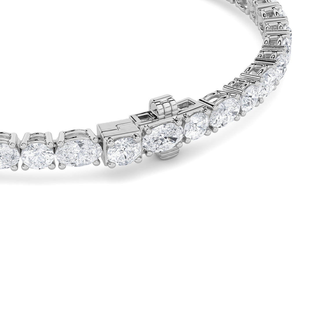 6.75Cttw Oval Shaped Lab Grown Diamond (F/VS)  Bracelet in 14K Gold