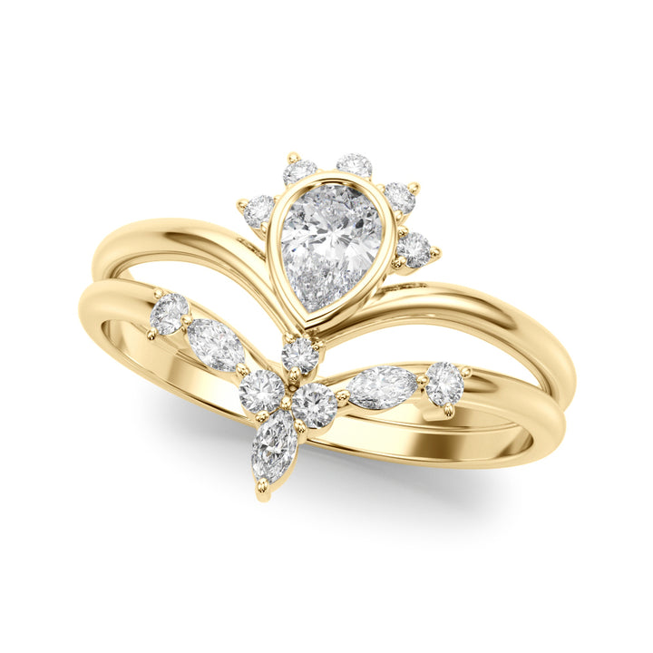 1/2 ct tw Lab Diamond Lab Grown Diamond Chevron With Pear Shape Center