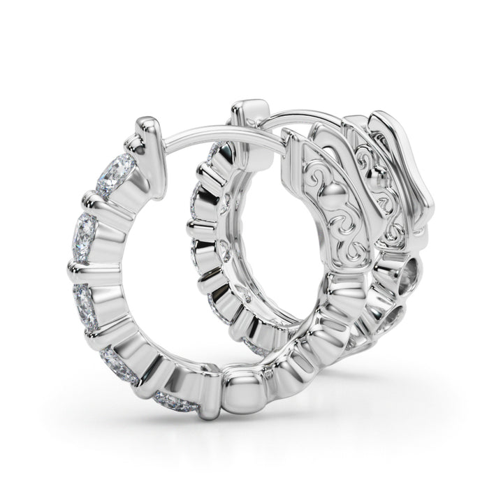1 5/8 ct tw Lab Diamond Lab Grown Diamond Single Row Vault Lock