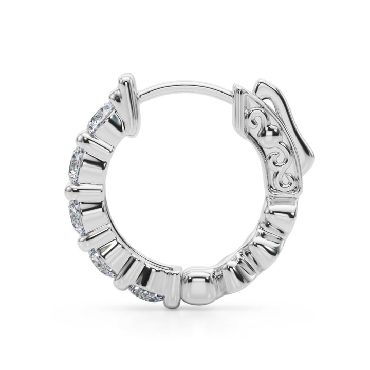 1 5/8 ct tw Lab Diamond Lab Grown Diamond Single Row Vault Lock