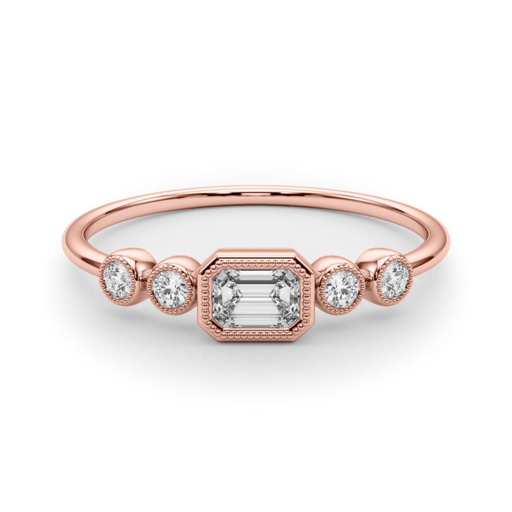 LAB GROWN DIAMOND 5 STONE FASHION RING WITH EMERALD CUT CENTER