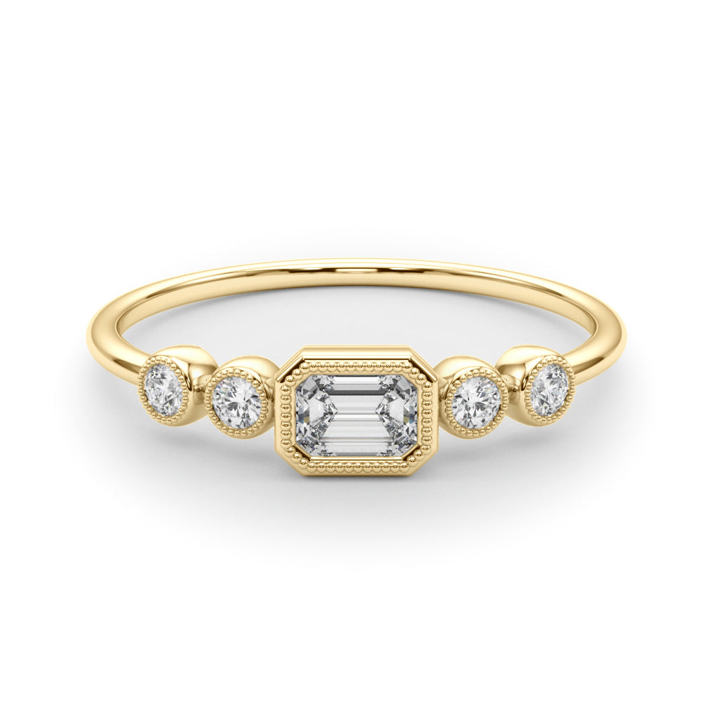 LAB GROWN DIAMOND 5 STONE FASHION RING WITH EMERALD CUT CENTER